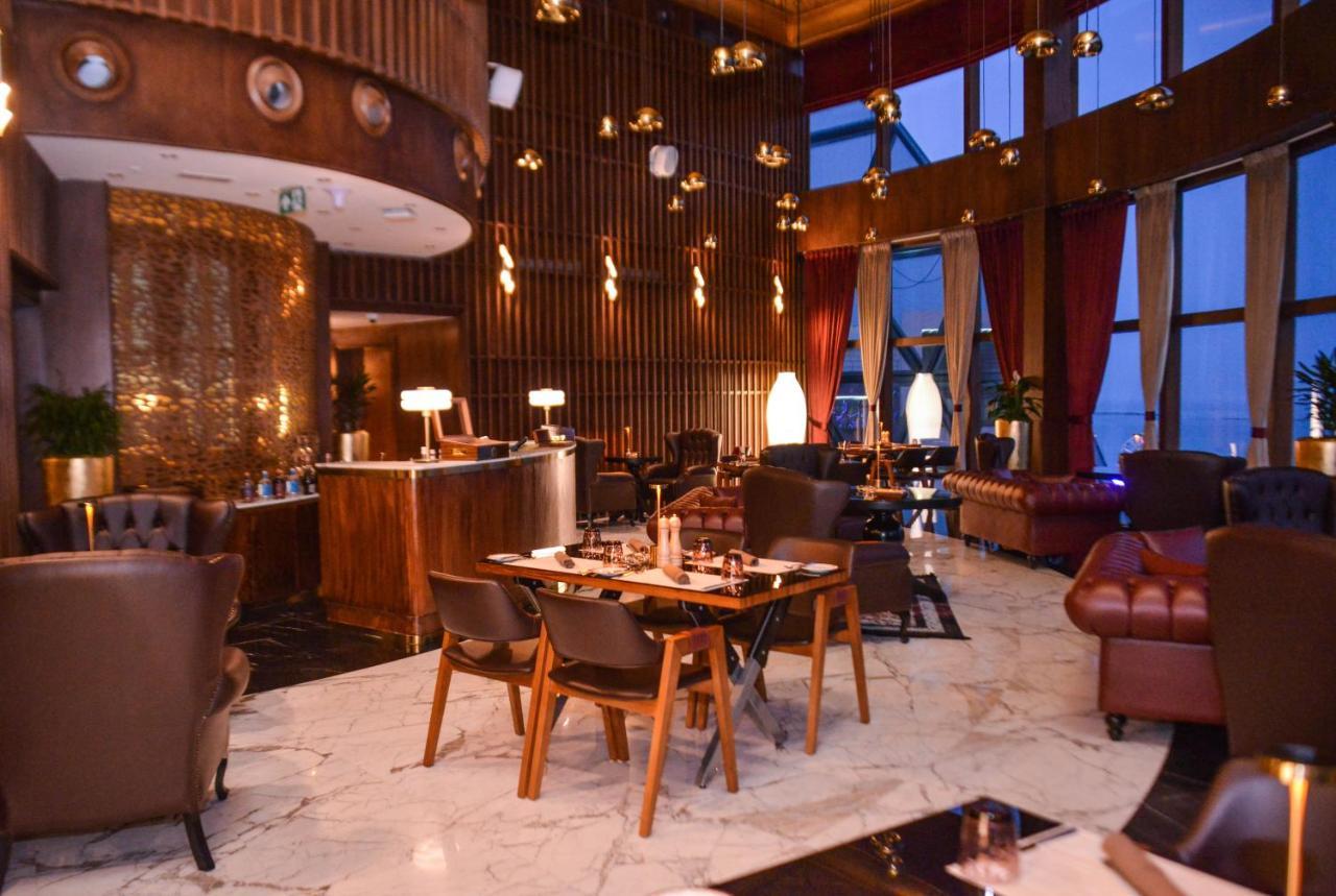 Century Marina Hotel - Lusail Eksteriør bilde The restaurant