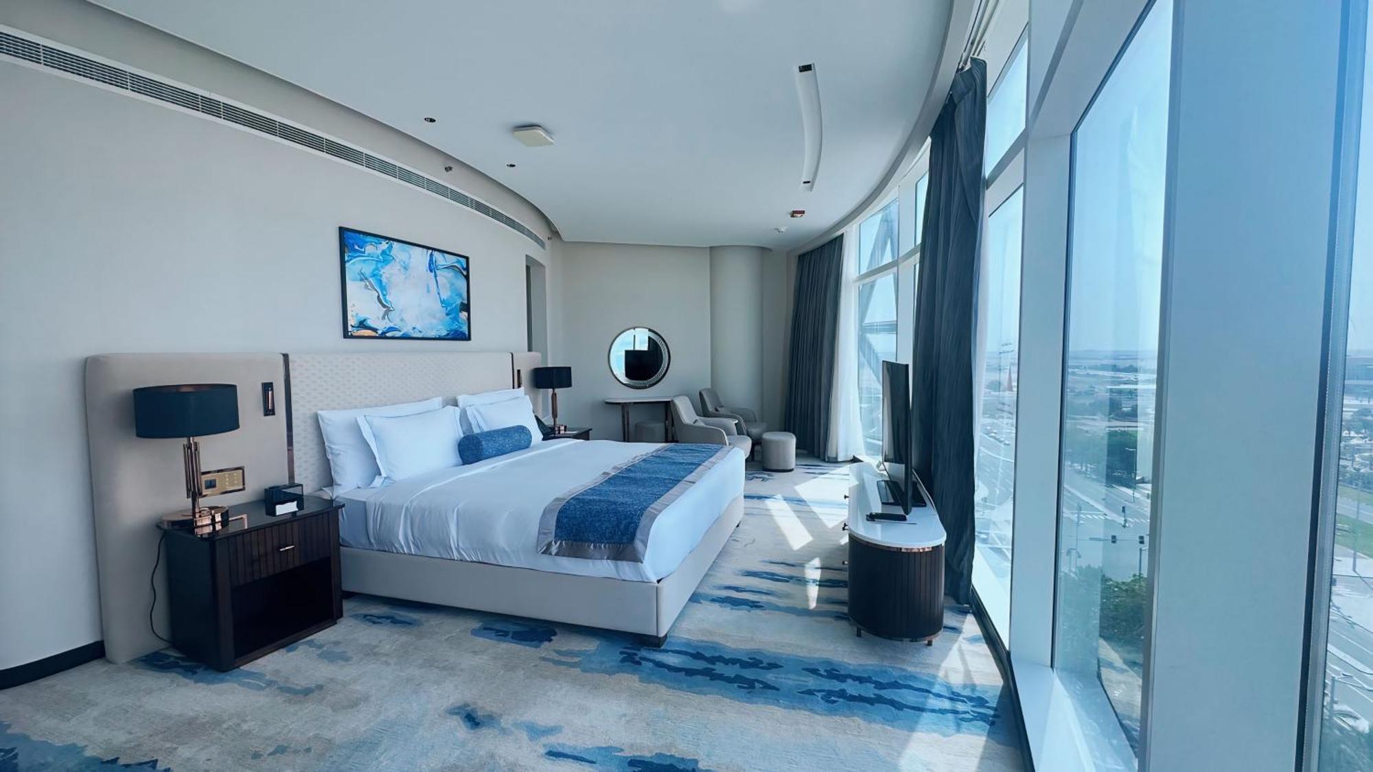 Century Marina Hotel - Lusail Eksteriør bilde A bedroom at the hotel
